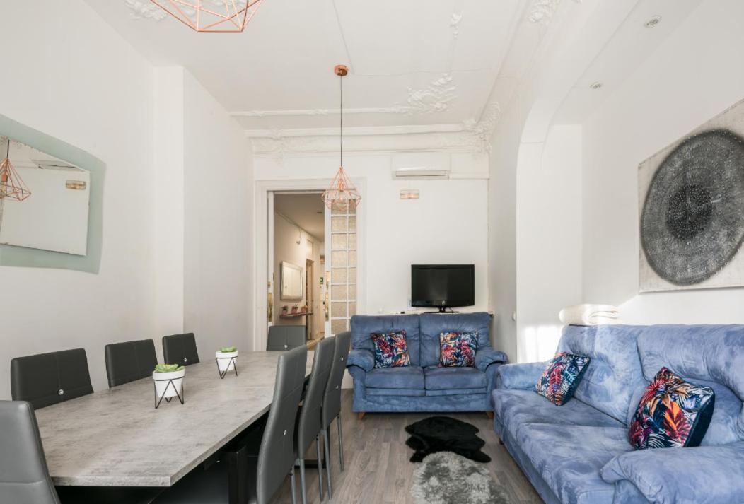 M&F 7 Rooms/7 Bathrooms Over Gran Via Madrid Exteriér fotografie