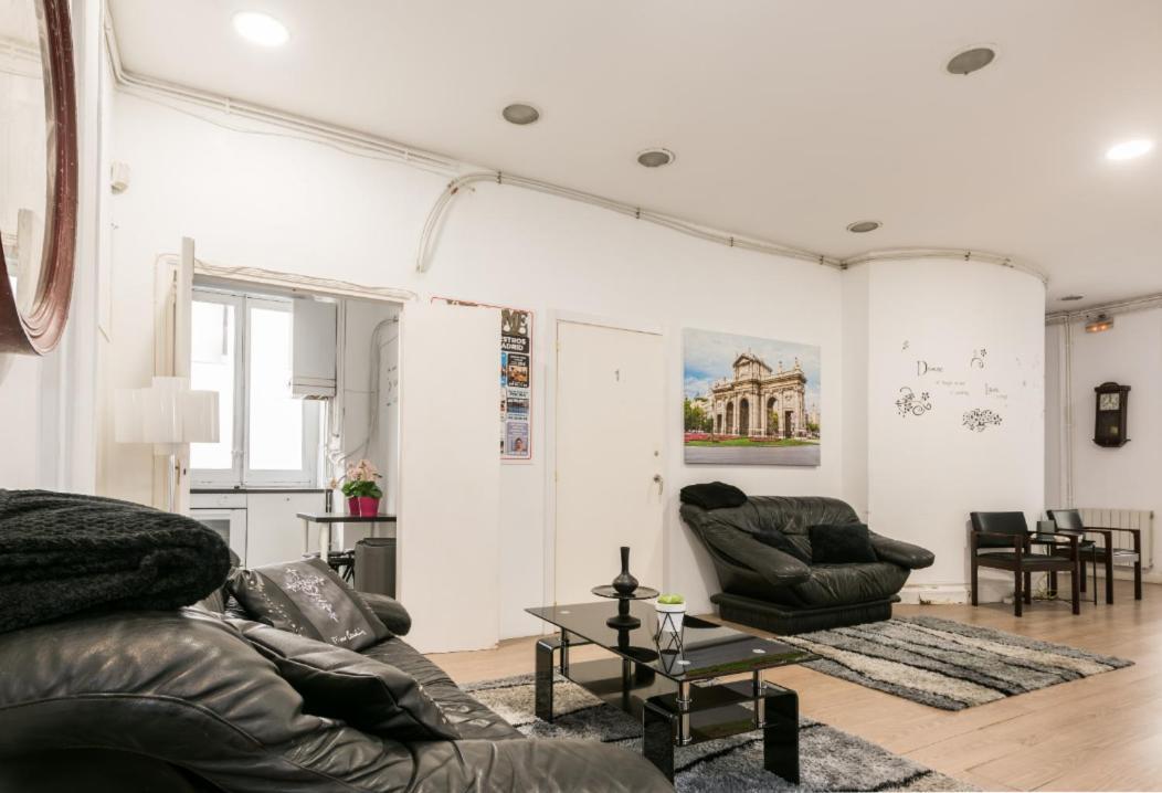 M&F 7 Rooms/7 Bathrooms Over Gran Via Madrid Exteriér fotografie